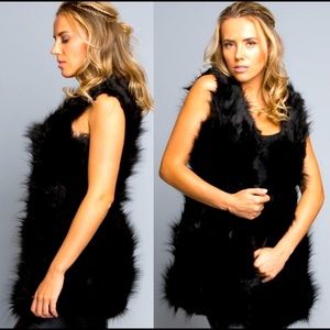 ❄️Faux Fur sleeveless jacket❄️